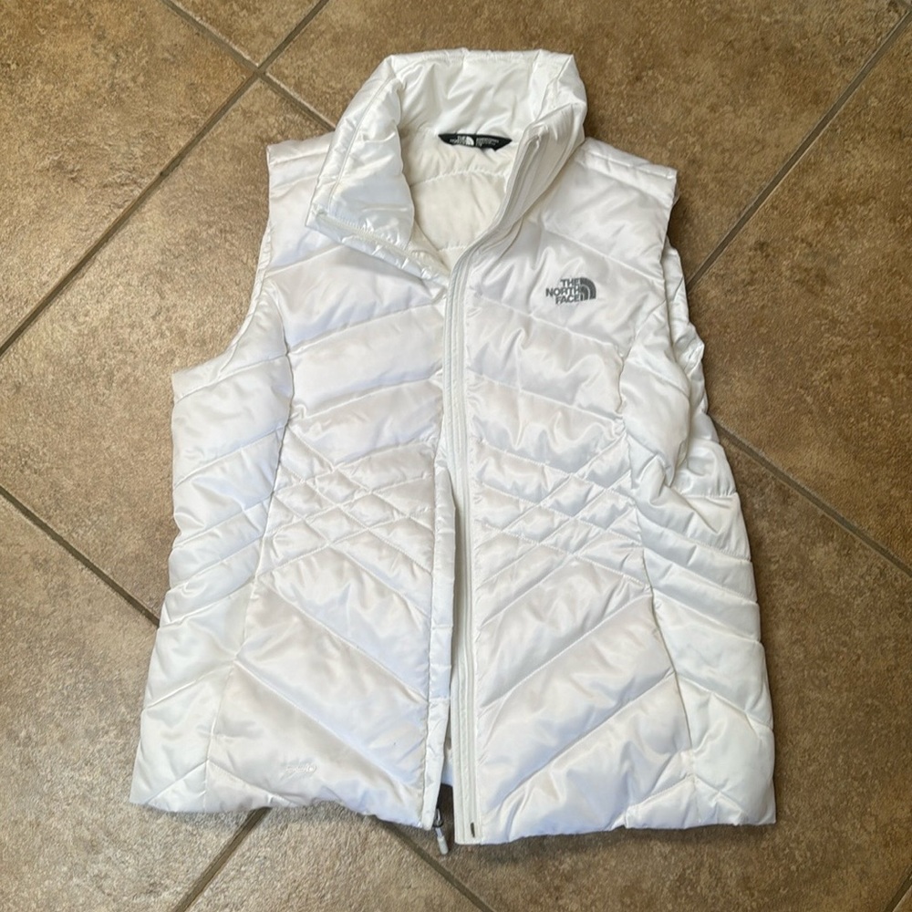 Excellent condition.  So cozy!